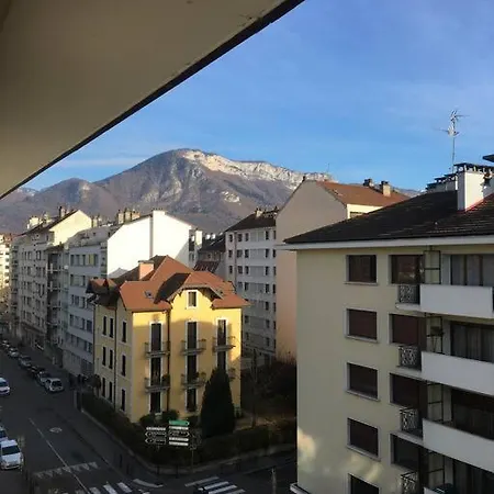 Les Marmottes Du Annecy